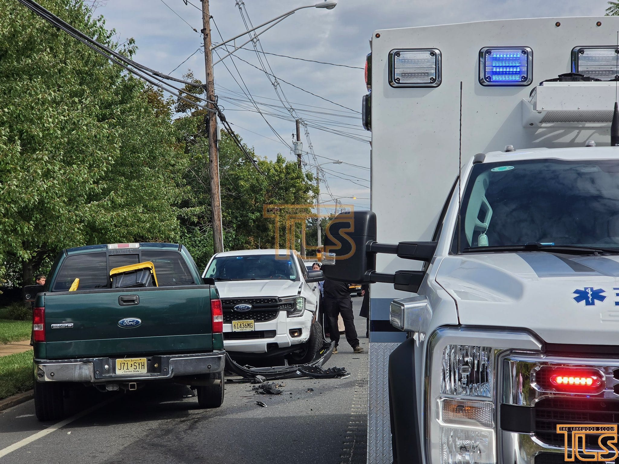 Status update image from TLS - The Lakewood Scoop