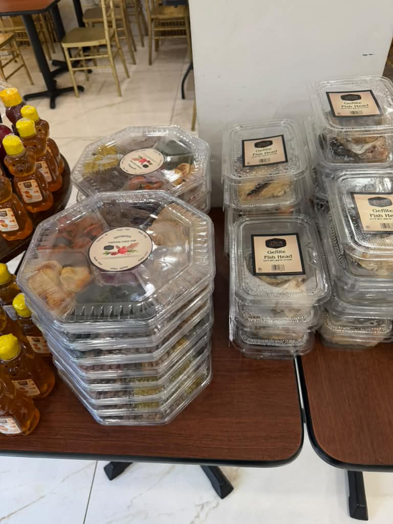 Status update image from Taam Shabbos