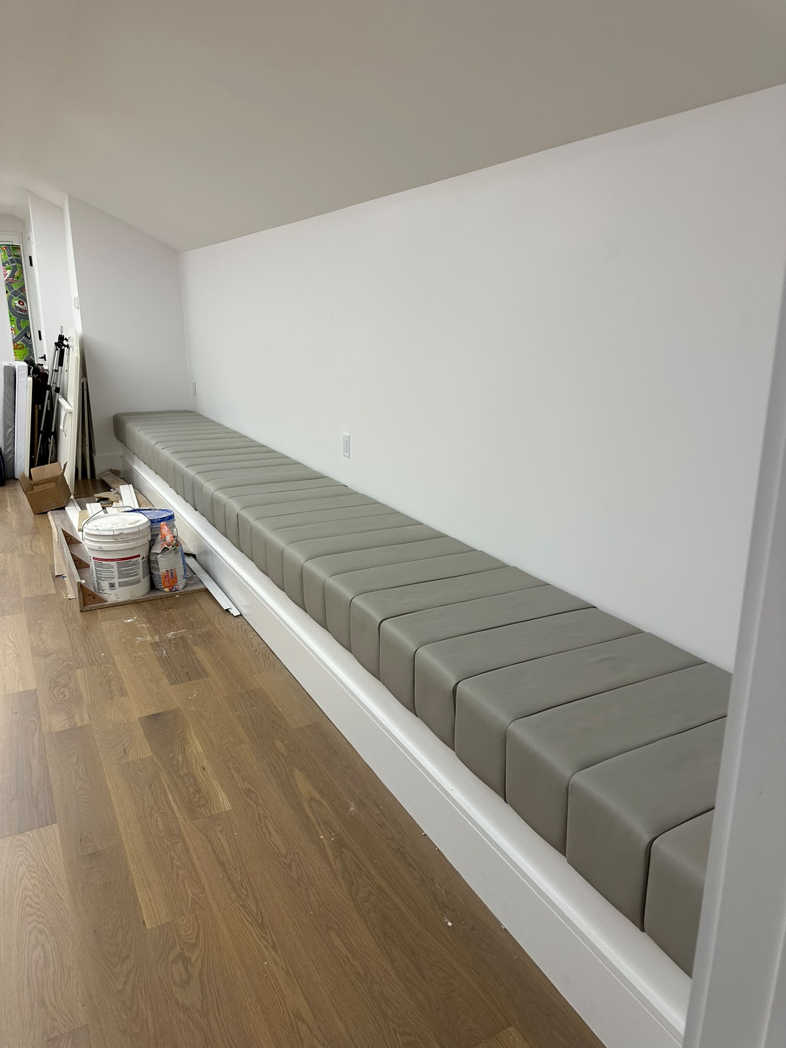 Status update image from Suede Custom Decor