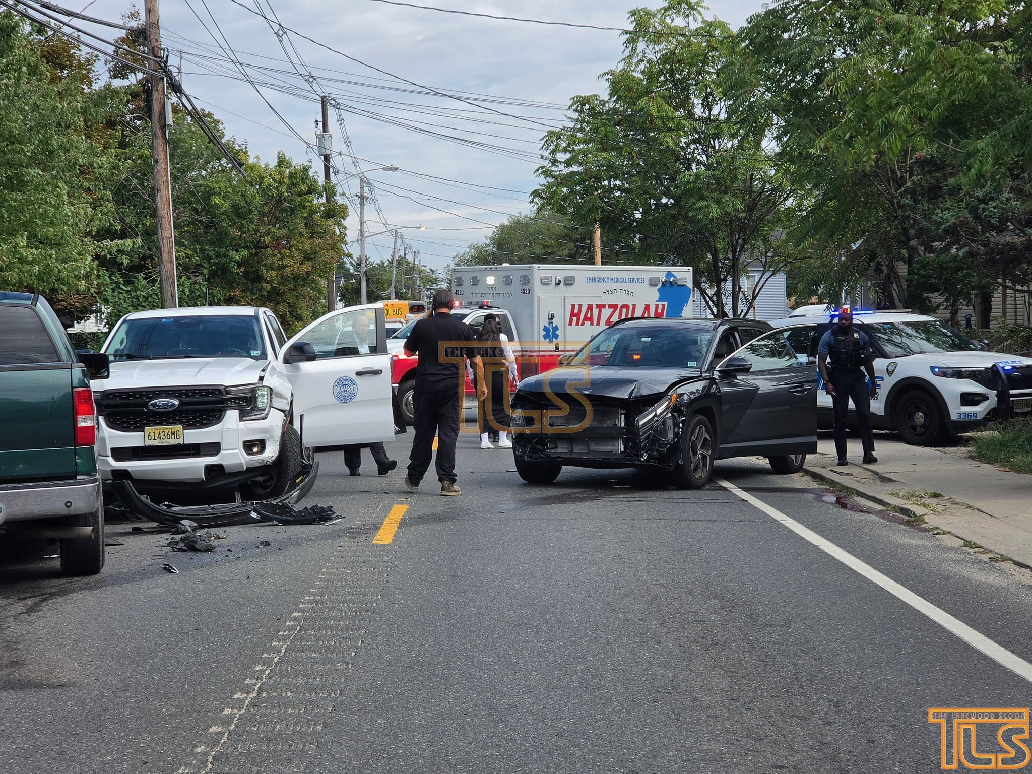 Status update image from TLS - The Lakewood Scoop