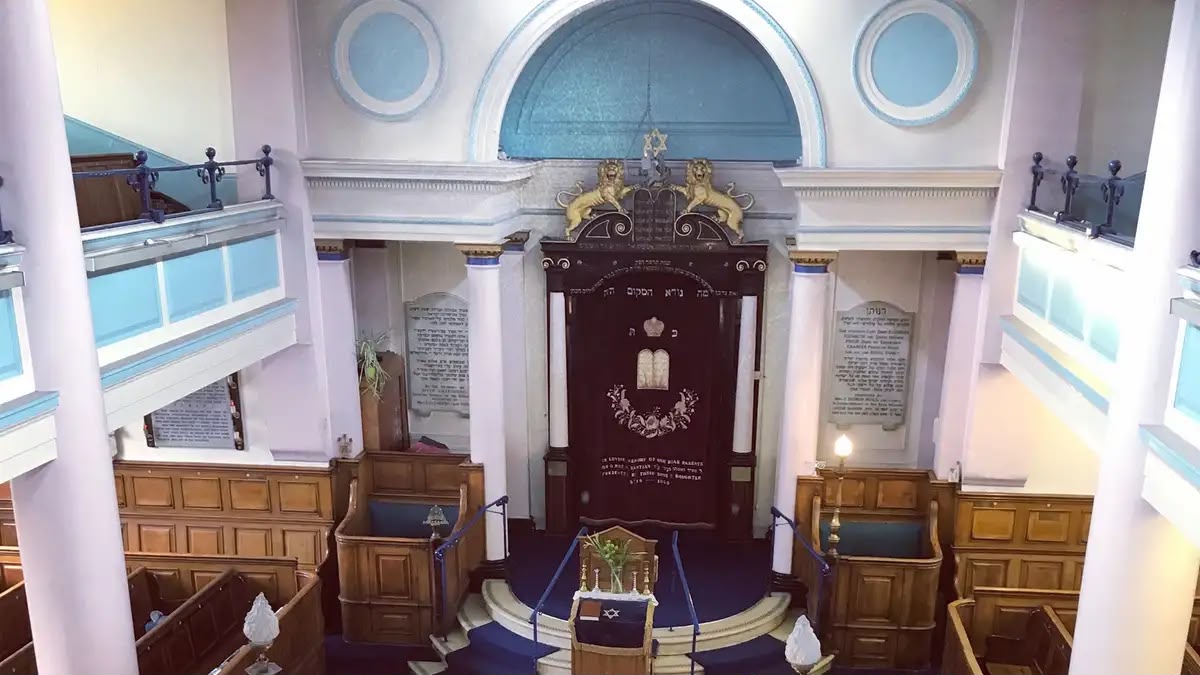 Status update image from European Jewish News