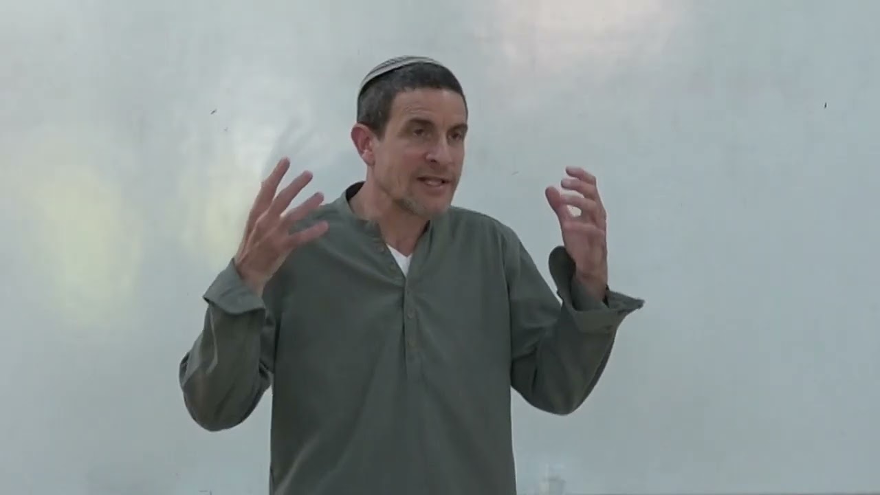 כיבוד הורים במבוי סתום -האפשר להביא ילד שאינו יכול לכבד את הוריו • הרב שלומי דיאמנד ישיבת נווה דקלים