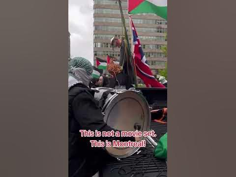 The pro-Hamas group Mtl4Palestine in Montreal paraded a Jew being hanged through the streets. 🤯😡