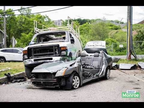 Kiryas Joel and South Blooming Grove FD conduct joint trapped-passenger rescue drill.
