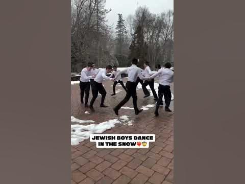 Jewish boys dance in the snow ❤️‍🔥🤠