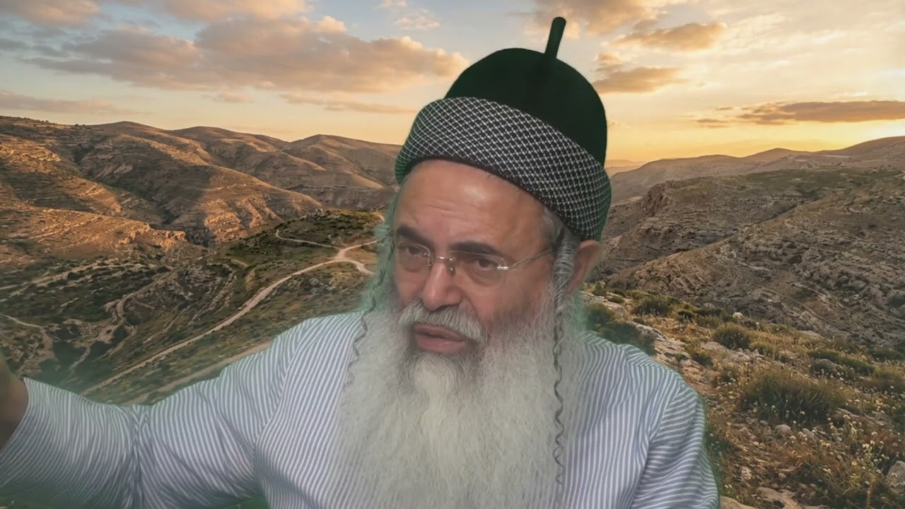 Facts and Traditions from the Gaon Rabbi Baruch Ber Leibowitz, zt"l, Rosh Yeshiva of Kamenitz.