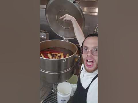Making chulent 👨‍🍳❤️