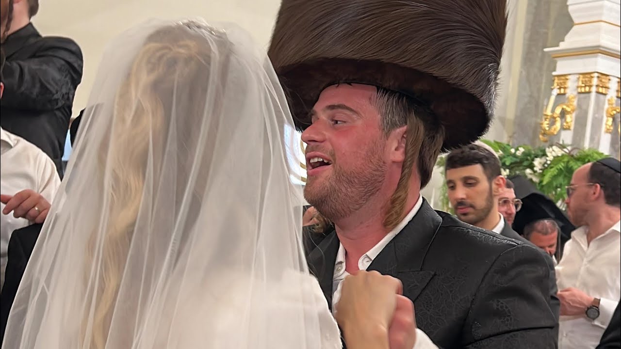 Mazel Tov: My brother got married in Budapest! 🥰