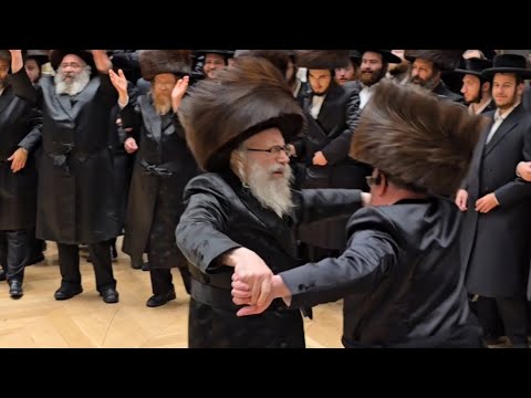 Mitzvah Tantz With Rabbi Korenbly