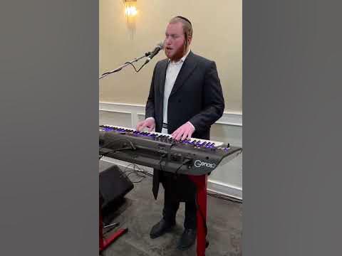 השיבה שופטינו יוסי גרין - שרולי וינברגר יוסי פולצק בחתונה