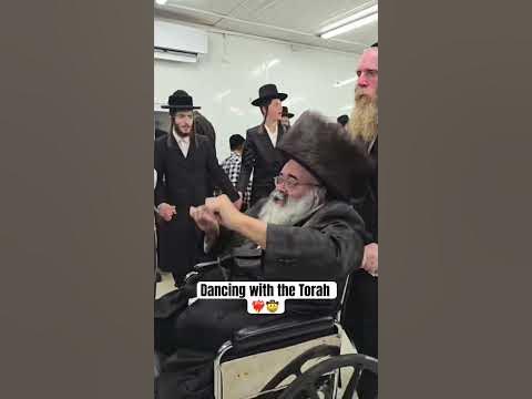 Dancing with the Torah ❤️‍🔥🤠