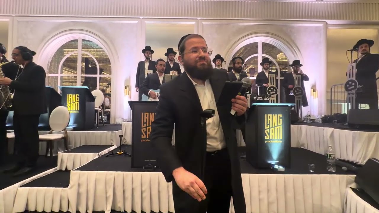 Hershey Langsam on the keys & Shea Berko & Wedding Ezrial Sputz & Friedman Hit