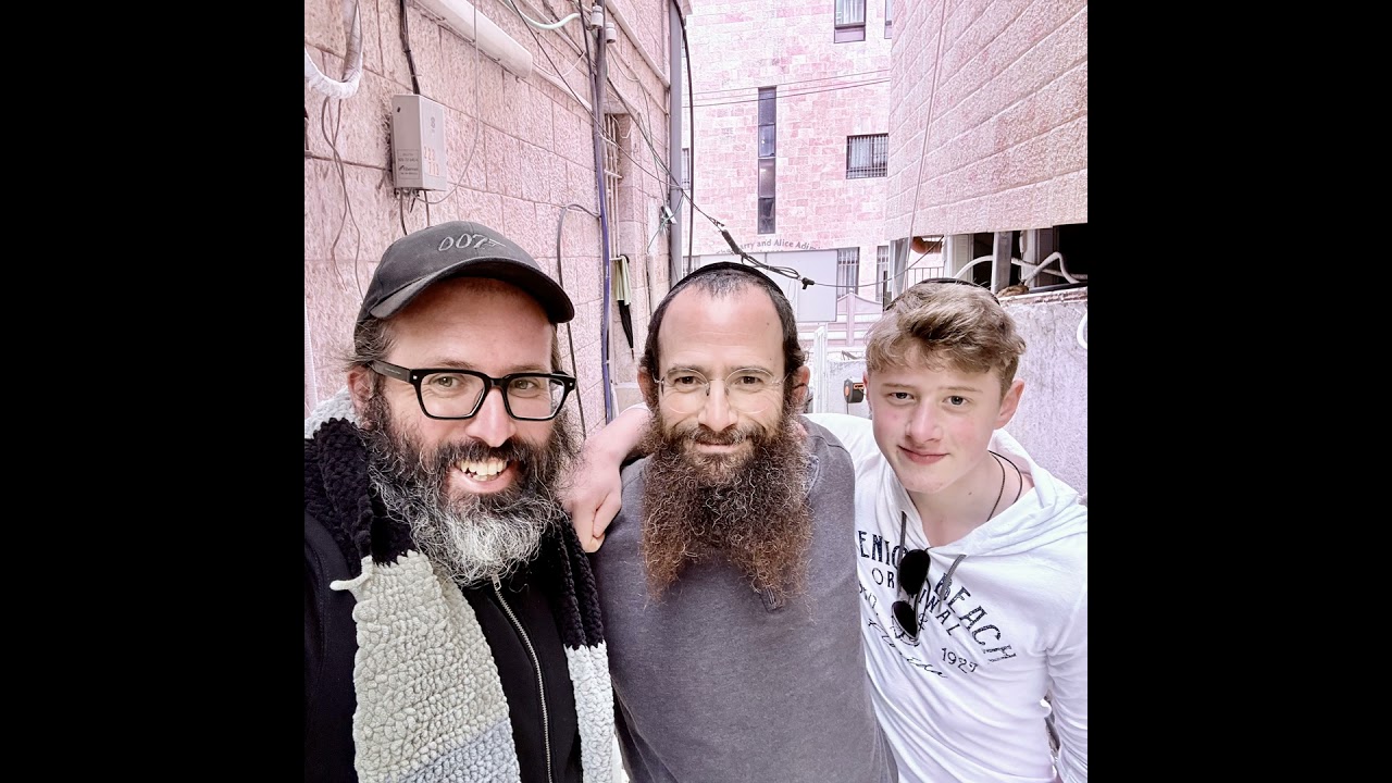 Midnight Turning Darkness & Pain into Light & Daat Purim Style - Likutei Halachos 3:3 @ Shirat David
