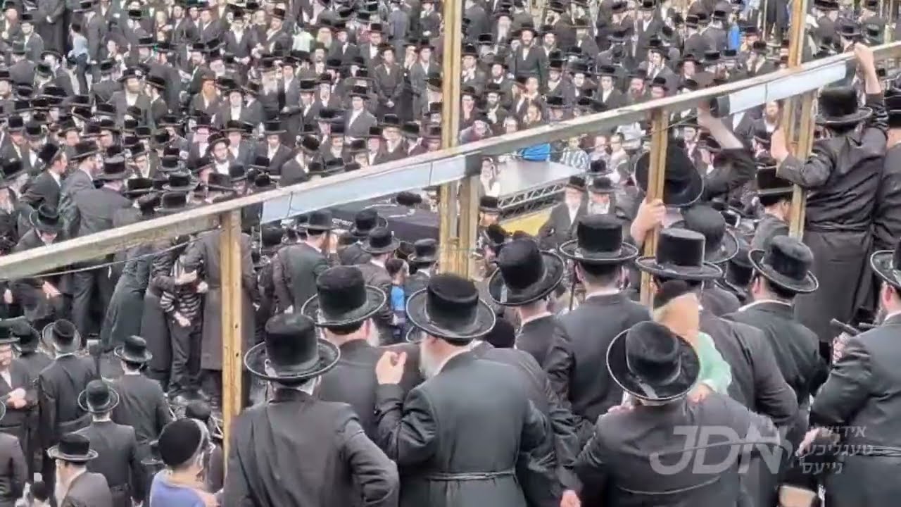 מסע הלוי' פון הרבנית מראחמיסטריווקא ע"ה אין שיכון סקווירא