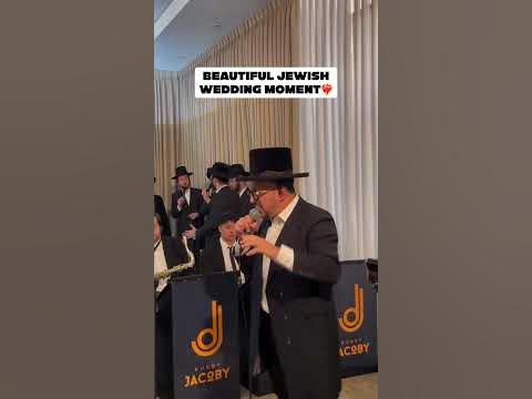 Beautiful Jewish wedding moment❤️‍🔥