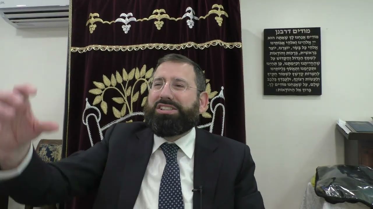 Putting Tzitzis on a Kapote {Shoneh Halachos Siman 10 Seif 28-30}