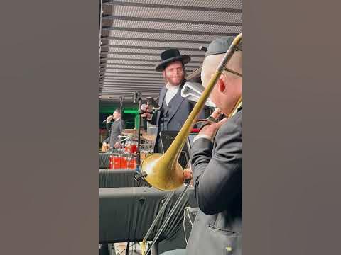 זאנוויל ויינברגר -ברוך לוי- שישי ושמחי