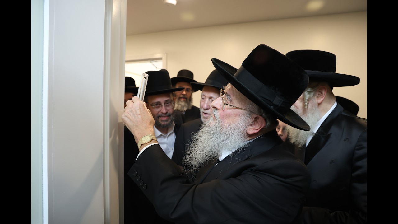 Kvias Mezuzah held for the new Catskills Hatzalah garage in Monticello sponsored by the Bower family