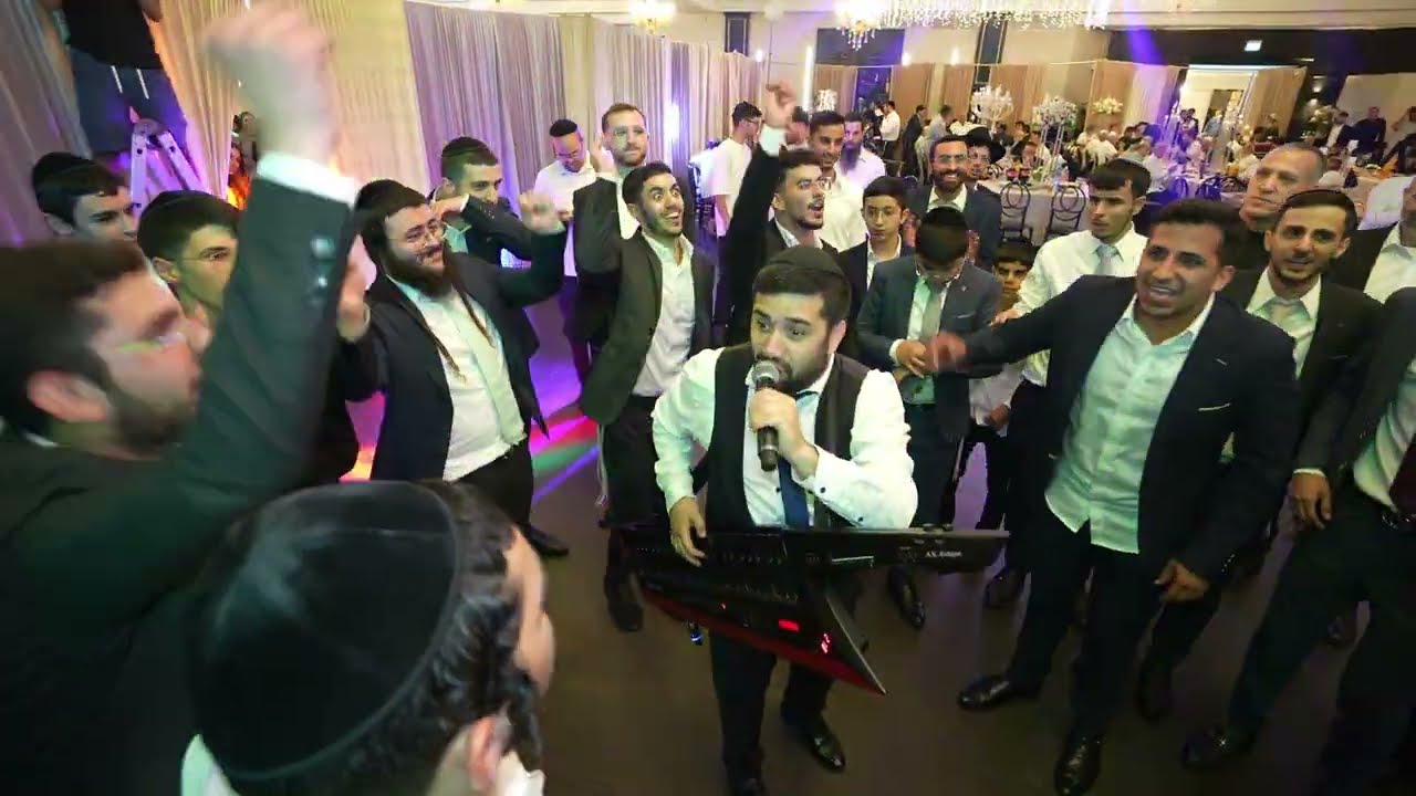 שימי יונייב והלהקה - משתלטים על הרחבה 🔥