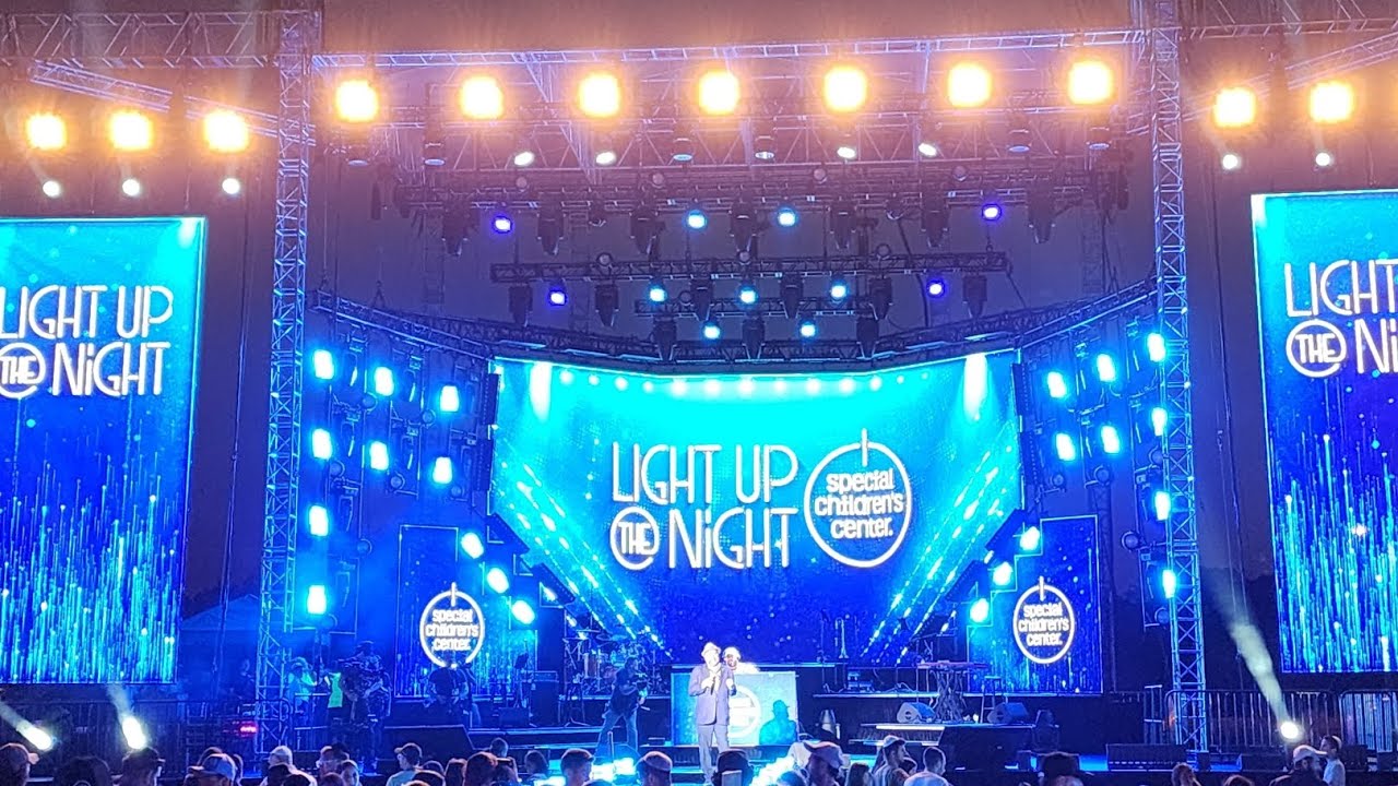 Yaakov Shwekey Live Light up The Night Concert