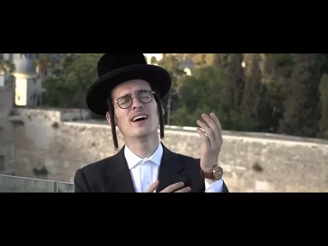 Nachamu – Dudi Knopfler ft. Malchus Choir  נחמו – דודי קנופלר ומקהלת מלכות