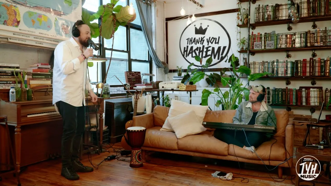 Takeh Takeh - Mendy Worch  (LIVE) The Living Room Session