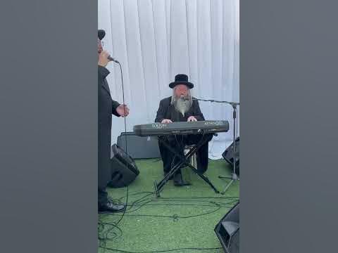 "חופה מרגשת" מאיר אדלר 🎤🎹 אלי וייס 🎤 והמקהלה 🎤 🎶💙💙💙