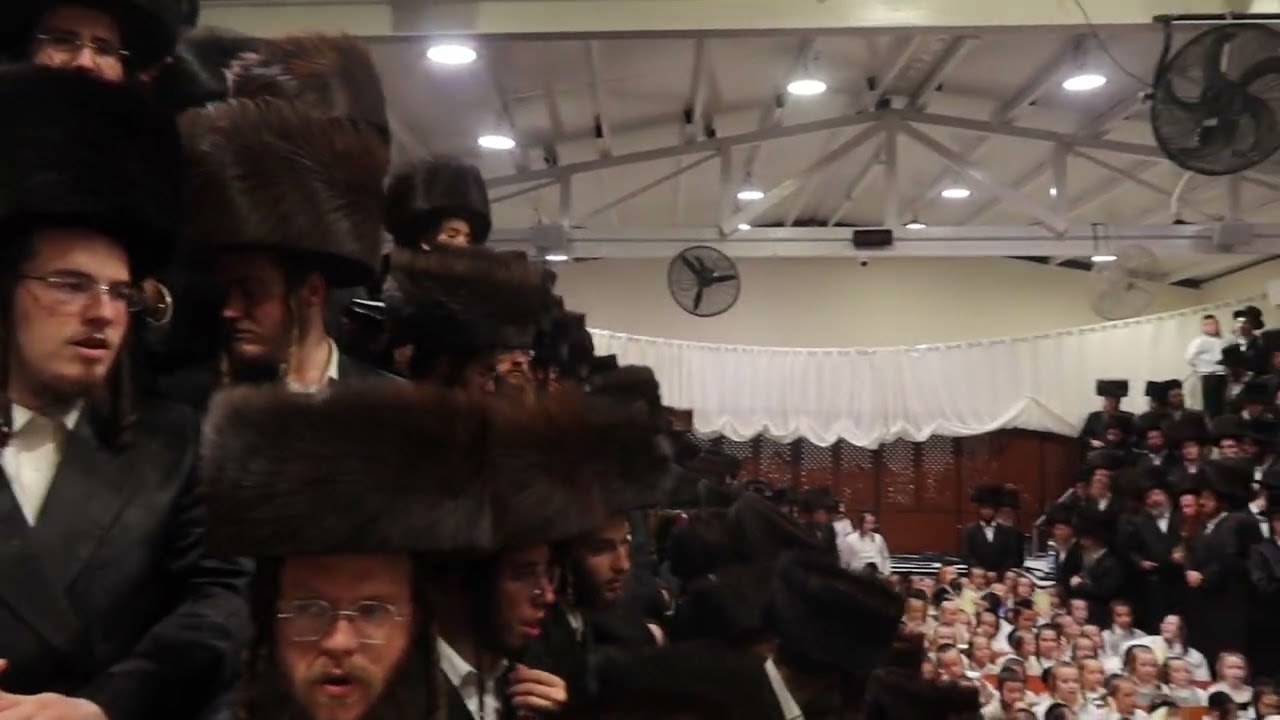 שמחת הקרישמע ליינען לבן כ''ק מרן האדמו''ר שליט''א