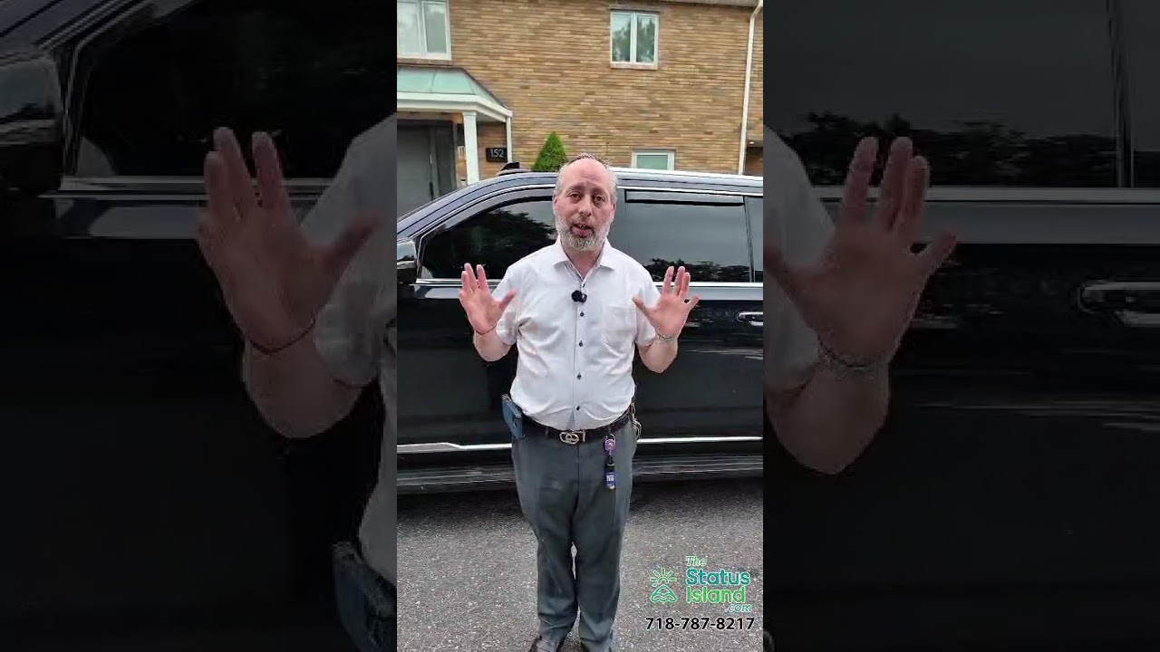 Chaim from Lux Logistics gets a gift from Globekeeper.co, grab your 2 week free trial globekeeper!
