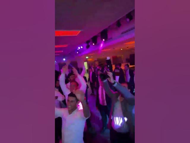 דיג׳יי מפוצץ ברחבת הריקודים 🔥 #מוטירוזנפלד #דיגייחסידי #קלידן #מוזיקהחסידית #חתונה #Shorts