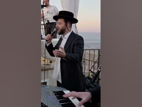 "חופה קדושה" יואלי דווידוביץ 🎤 יוסי רוזנפלד 🎹🎶❣️❣️❣️
