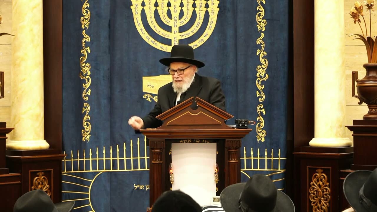 הנאום ההיסטורי: תקציר משא רשכבה"ג הג"ר משה הלל הירש בישיבת שערי שמועות: "בן תורה וצבא זה תרתי דסתרי"