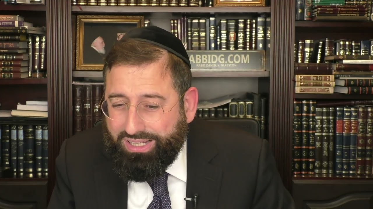 How Did Avshalom Get His Hair Tangled In a Tree If He Shaved His Head Weakly?