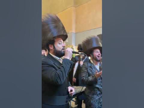 "חופה מרגשת" מוטי ויזל 🎤 מנדי גולברג 🎤 מקהלת קאפלה 🎤 אושי לנדסמן 🎹🎶💙💙💙