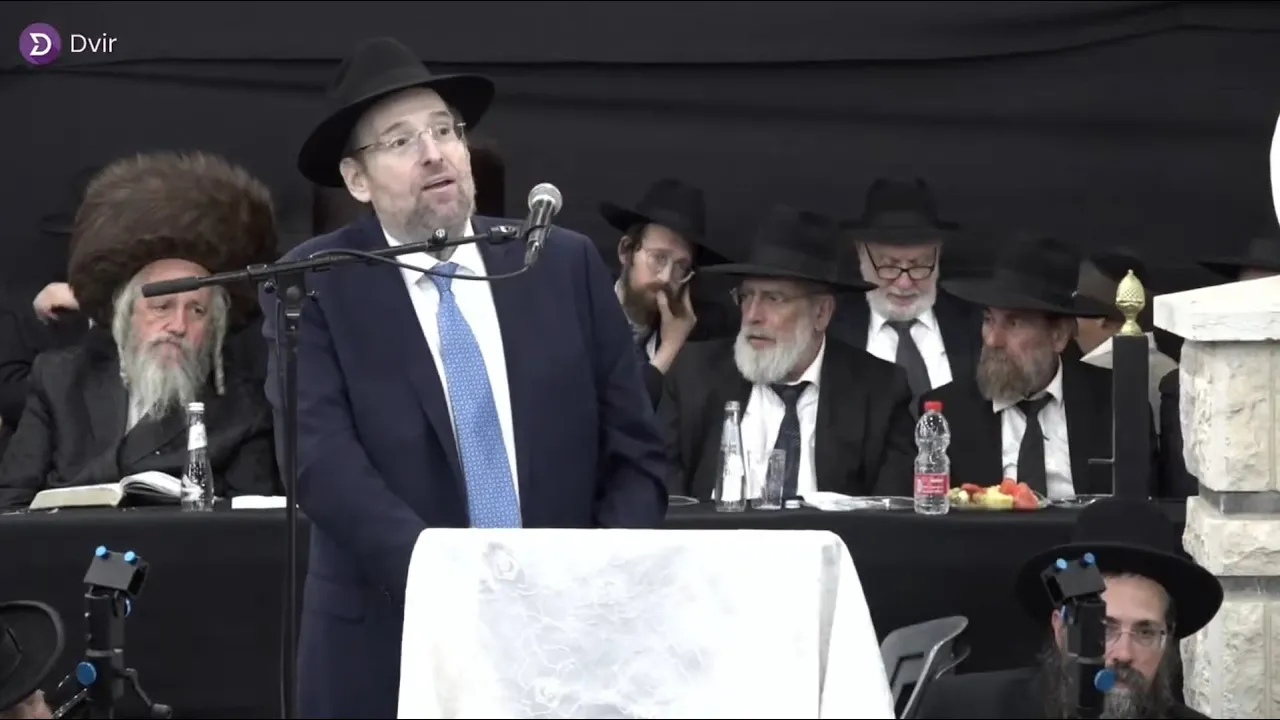 שמחת בית השואבה בישיבת מיר | Simchas Beis Hashoeva - Mir Yeshiva - 2024