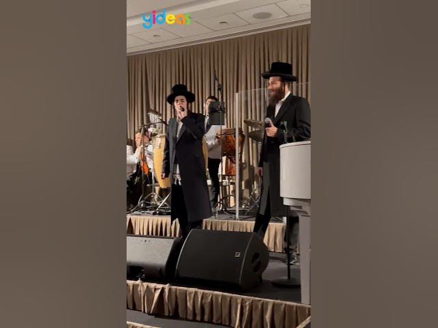 🔥 Motty Steinmetz & Berry Webber מוטי שטיינמץ ובערי וובר שרים אחינו כל בית ישראל בליווי מקהלת מלכות