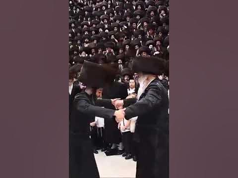 Rabbi of Darag dancing with the groom❤️‍🔥