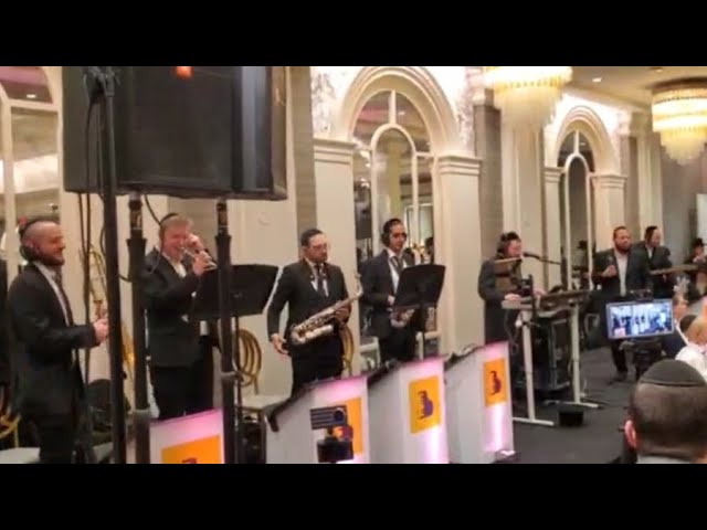 The Berko Brothers Lifting The Crowd At Wedding 💥💥🔥🔥