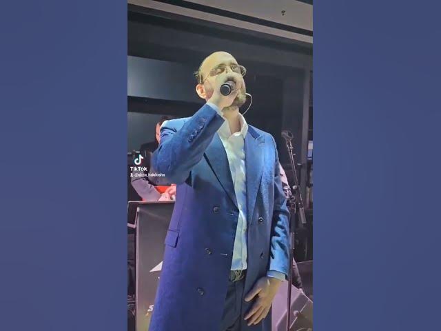 Pini Einhorn singing Ata Zocher