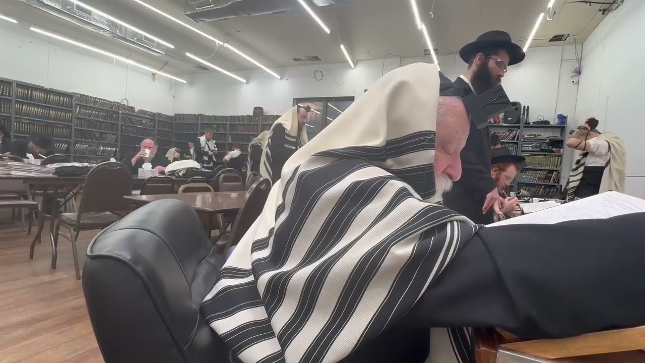היום יום ט' תשרי, הרב לייבל אלטיין שנת תשפ"ז