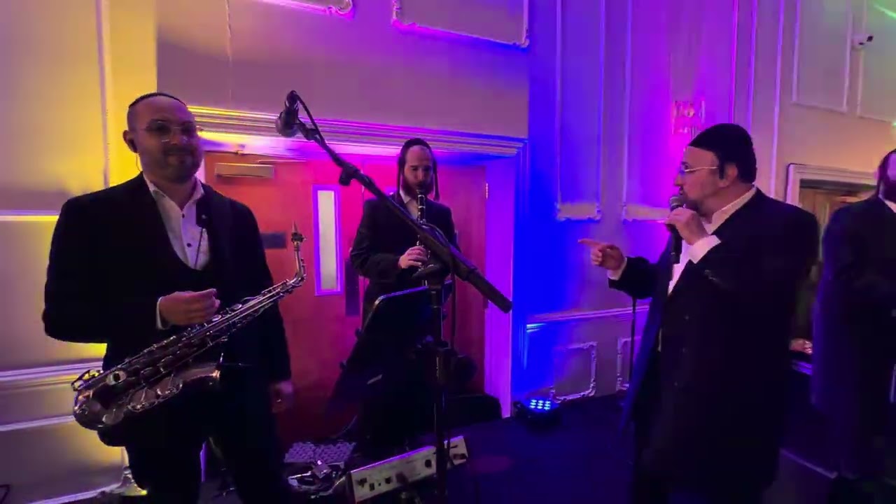 Lipa Schmeltzer & Shimon Moskowitz wedding Baruch Schwartz of Monsey Scoop Hit