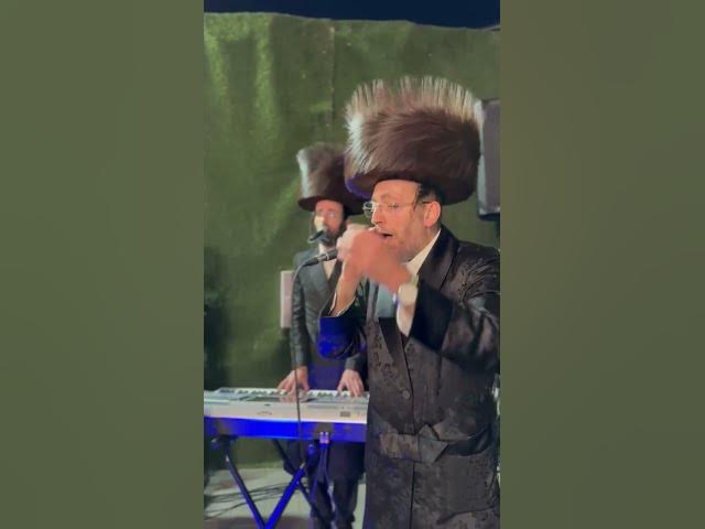 "חופה קדושה" אהרלה סמט 🎤 בנימין לייפער 🎤 מקהלת נשמה 🎤 אושי לנדסמן 🎹🎶💜💜💜