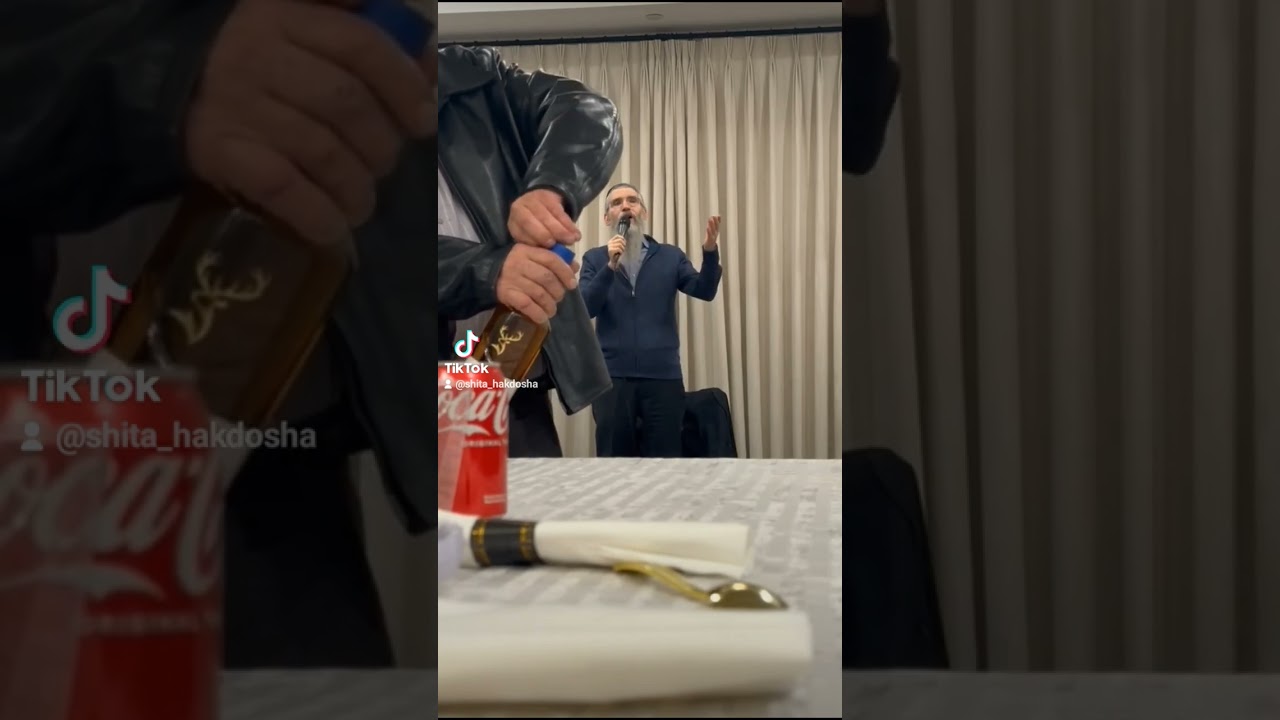 Avraham Fried singing Od Yeishvu #avrahamfried