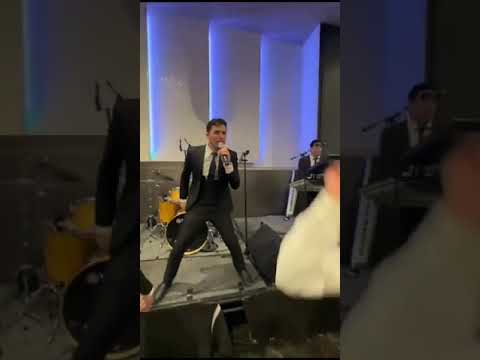 Moshe Klein singing at a Orthodox Jewish wedding in Israel