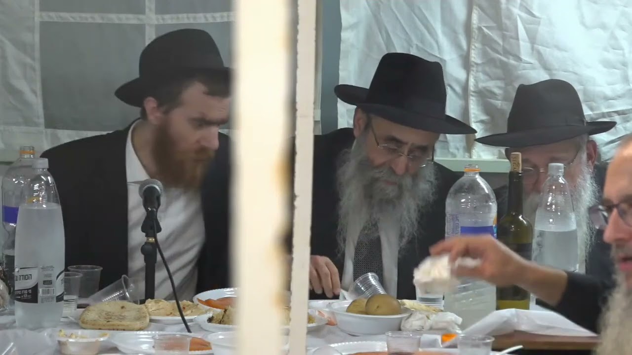 התוועדות "ושמחת בחגך" עם המד"א הרב מנחם מענדל גלוכבסקי והרב אברהם מרדכי קסטל שנת תשפ"ז
