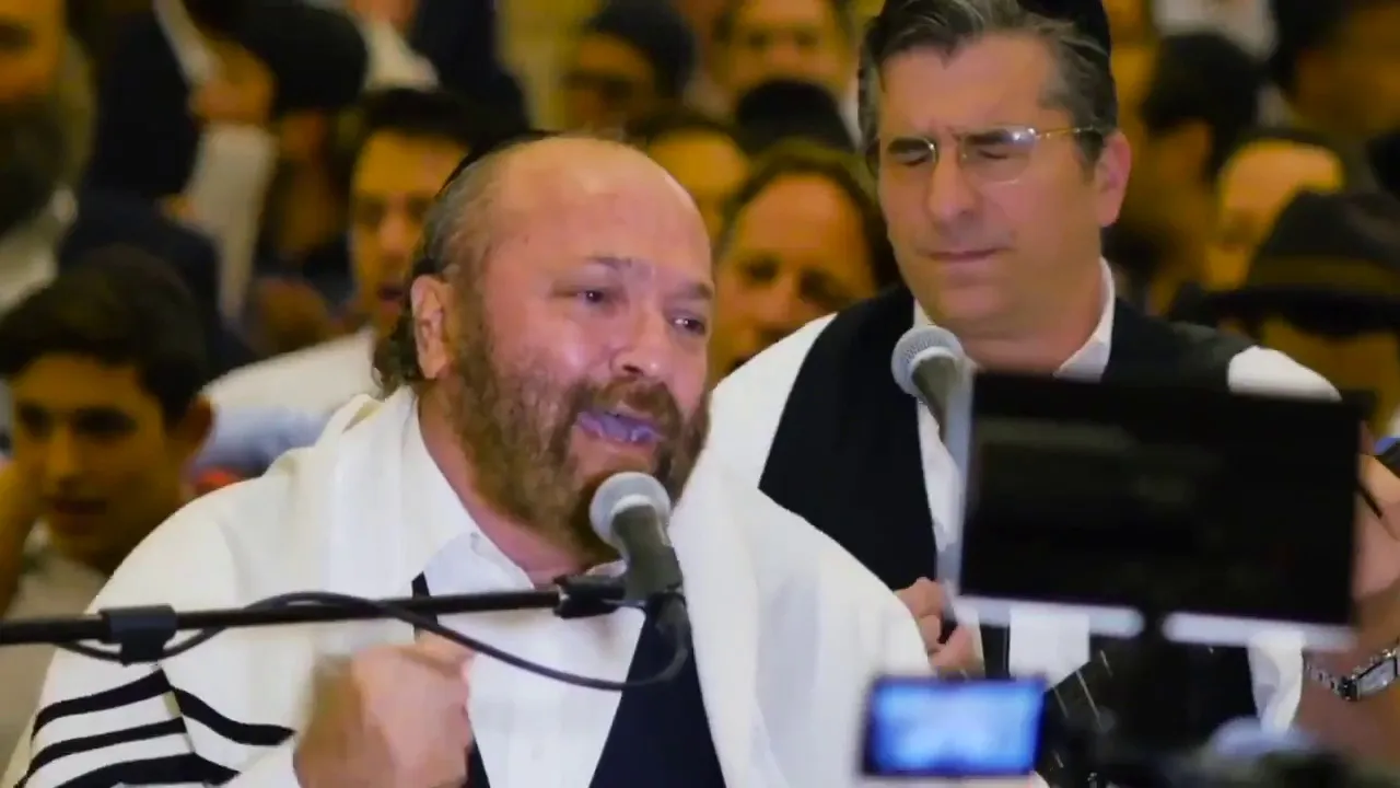 Carlebach Shul Selichot at West Side Institutional Synagogue - Yehuda Green