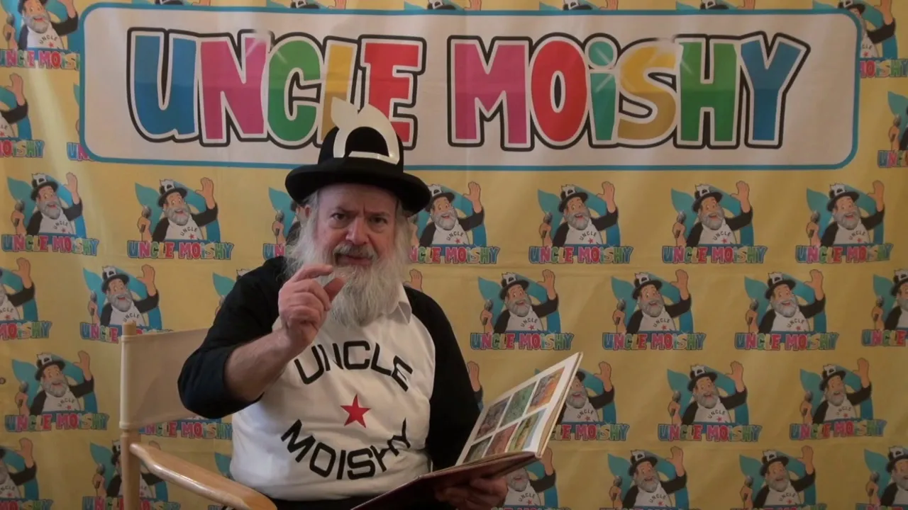 Uncle Moishy's Pesach Sing-A-Long - 10 Makos