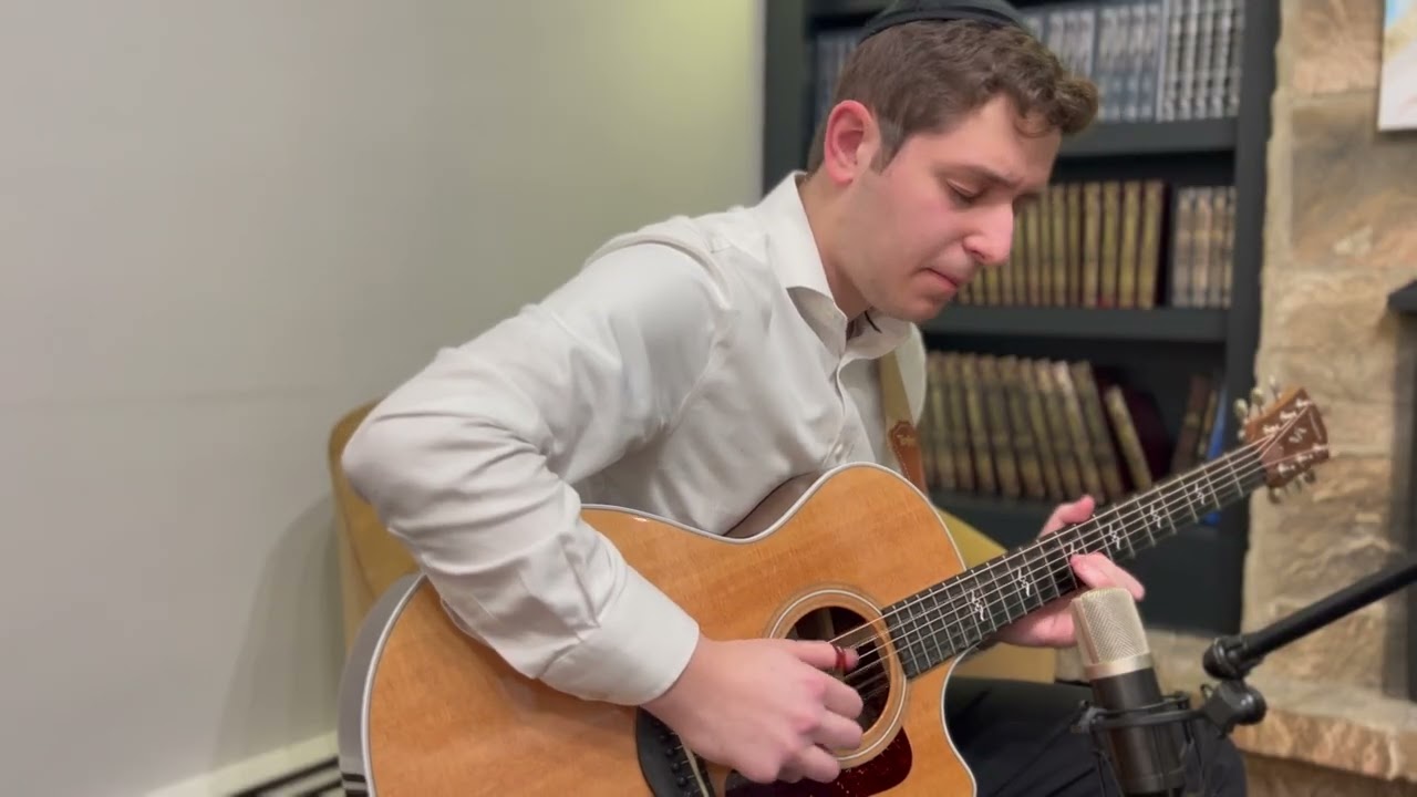 V'hi She'amda - Fingerstyle cover by Ari Ettinger