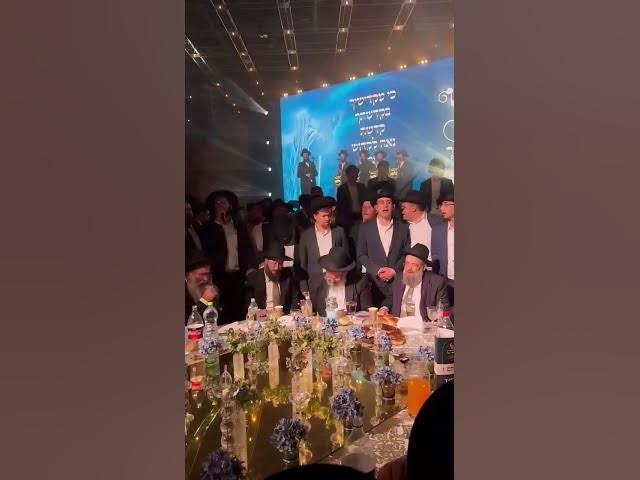 Talmidim sing Chamoil at the Yartzeit Seudah of Harav Baruch Mordechai Ezrachi Zatzal