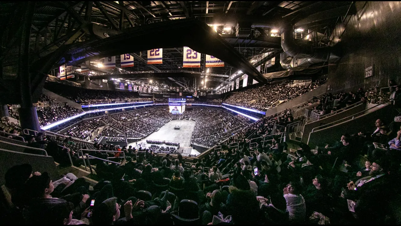 Dancing - Siyum HaShas Barclays - Shea Berko, Yisroel Werdyger, Rav Shloime Taussig - Yedidim Choir